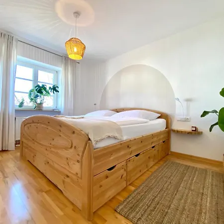 Apartment Boho Apartment Mit Balkon I Tiefgarage I Zentrum