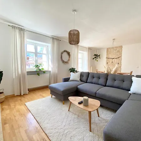 Apartment Boho Apartment Mit Balkon I Tiefgarage I Zentrum *