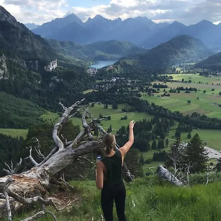 Butler Boho Boutique Netflix *