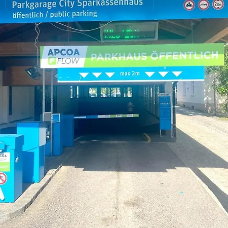 Butler Boho Boutique Netflix