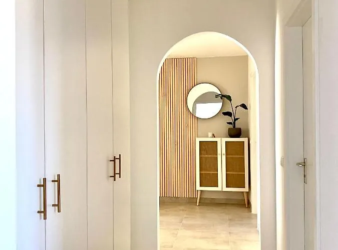 Butler Boho Boutique Netflix Appartement Füssen