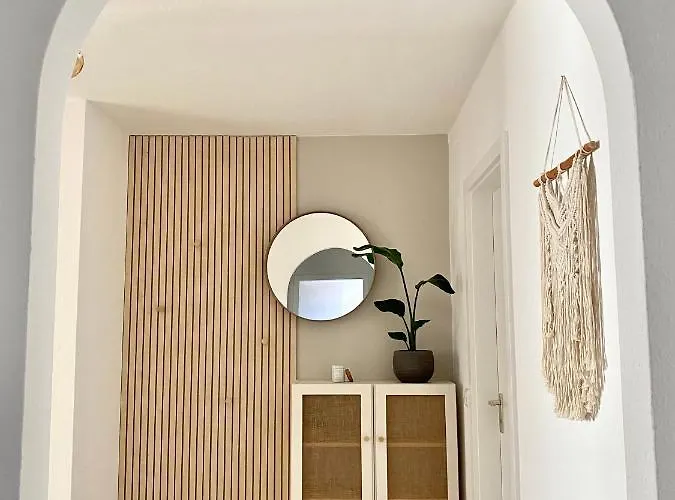 Butler Boho Boutique Netflix Appartement Füssen