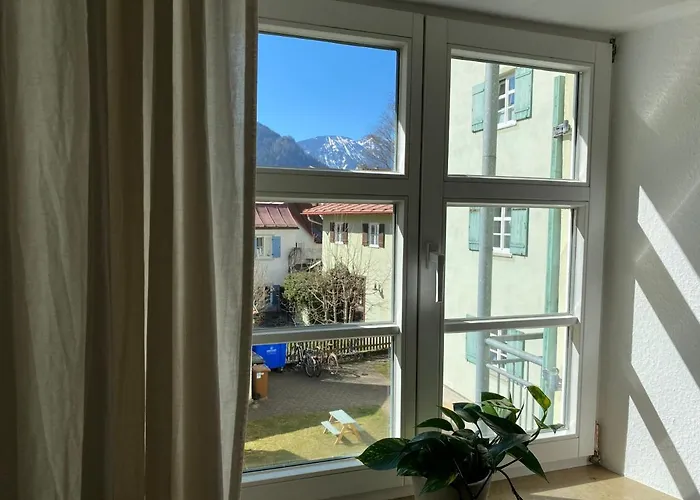 Butler Boho Boutique Netflix