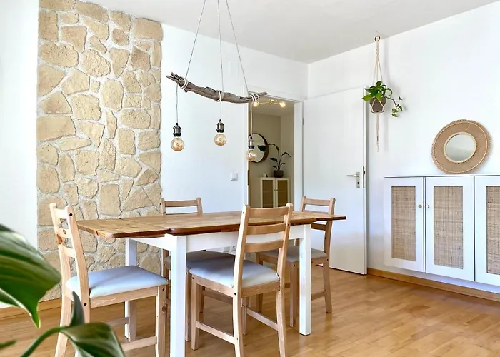 Butler Boho Boutique Netflix Appartement Füssen